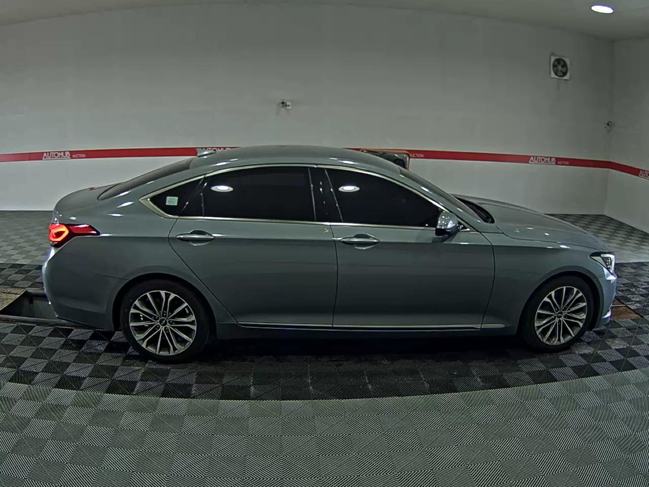 هيونداي جينيسيس Dh G330 دفع كلي مودرن 2016 دفع رباعي MODERN