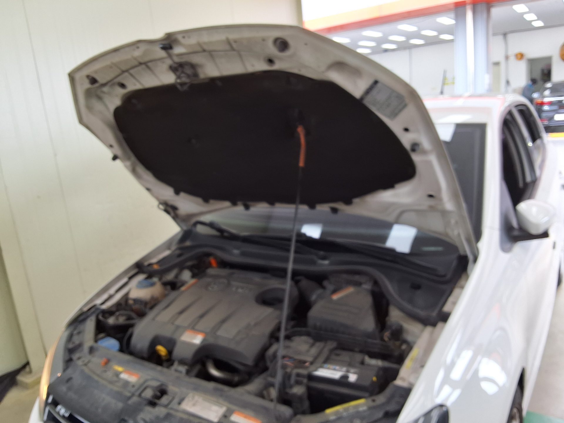 2014 - volkswagen polo