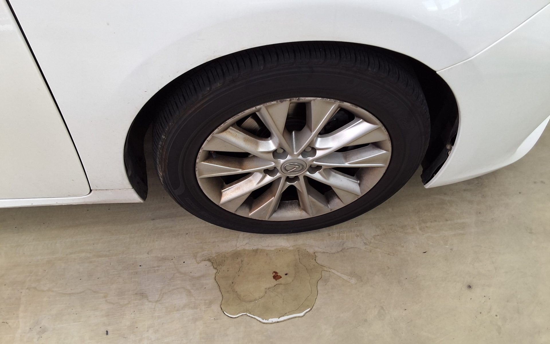 لكزس إي إس (6Th Gen) 300H 2014 300h