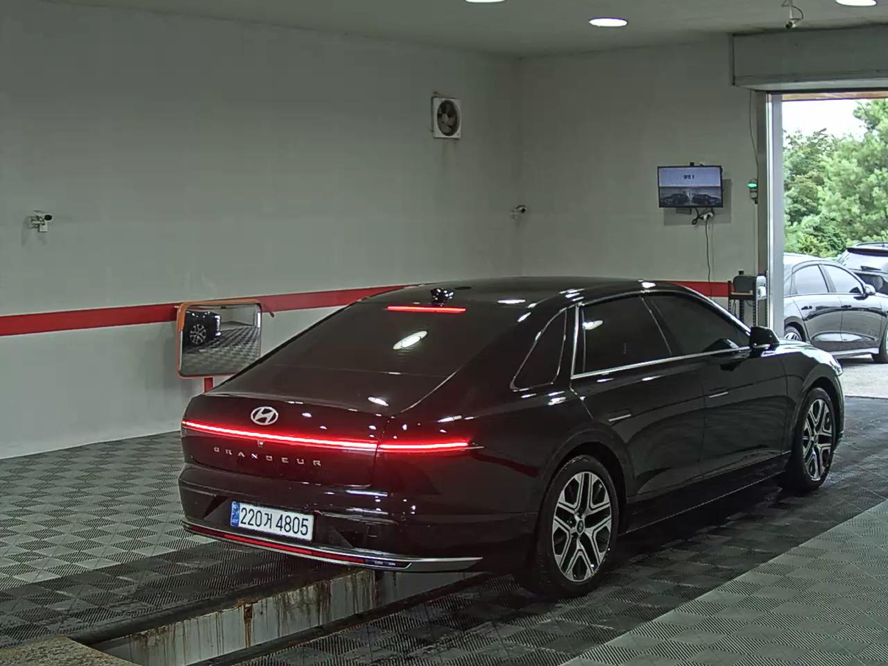 2023 - hyundai grandeur