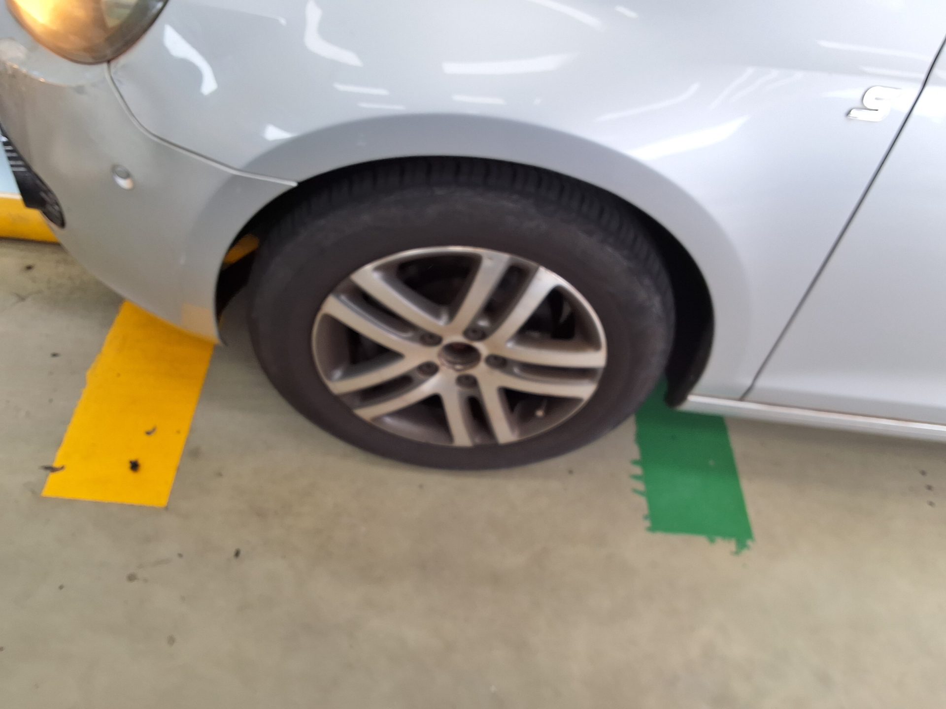 فولكس فاجن جولف (6Th Gen) 2.0 TDI 2012