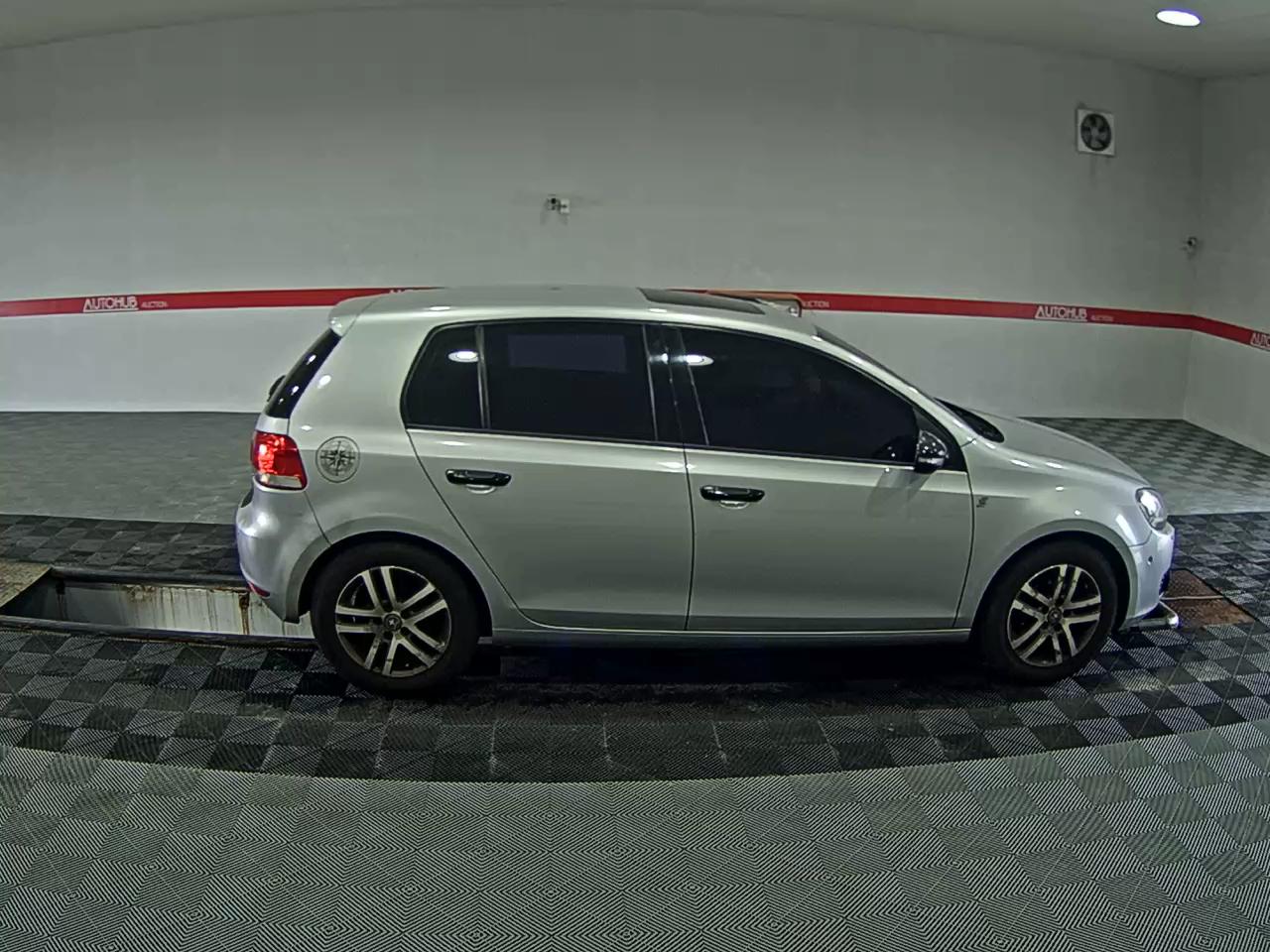 فولكس فاجن جولف (6Th Gen) 2.0 TDI 2012