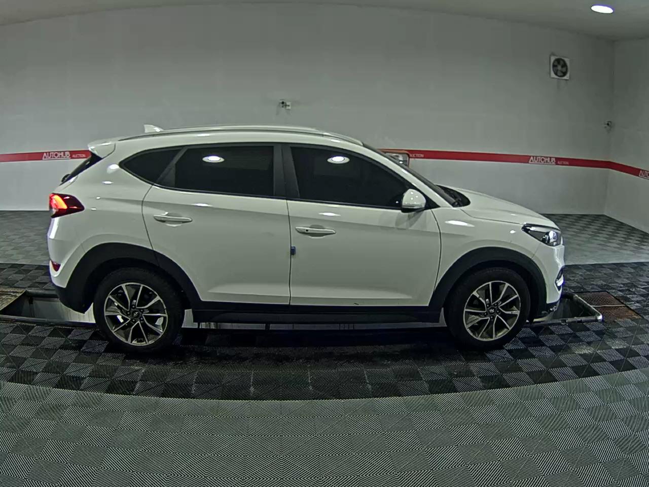 2018 - hyundai tucson