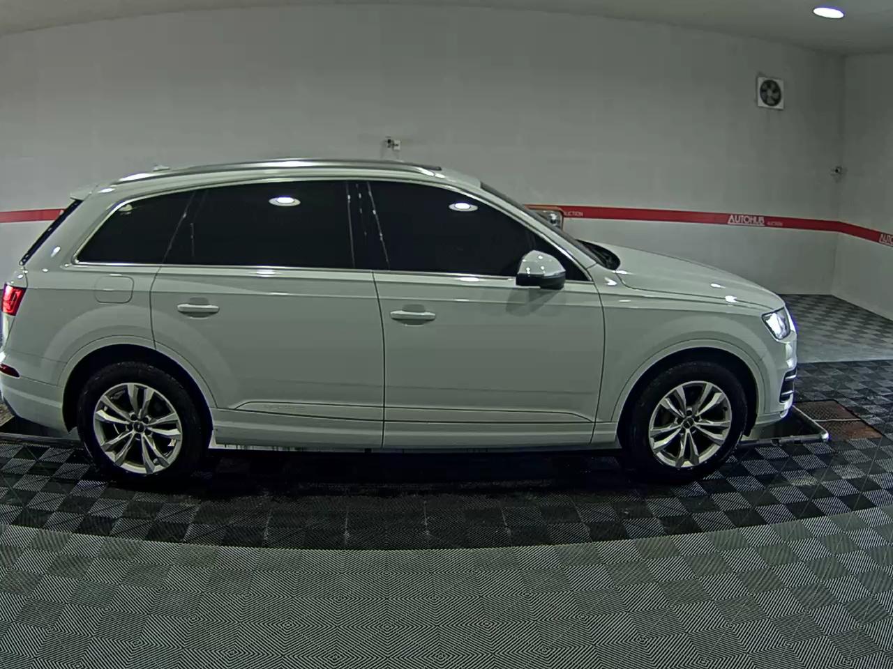 أودي كيو 7 (2Nd Gen) 45 Tfsi كواترو 2019