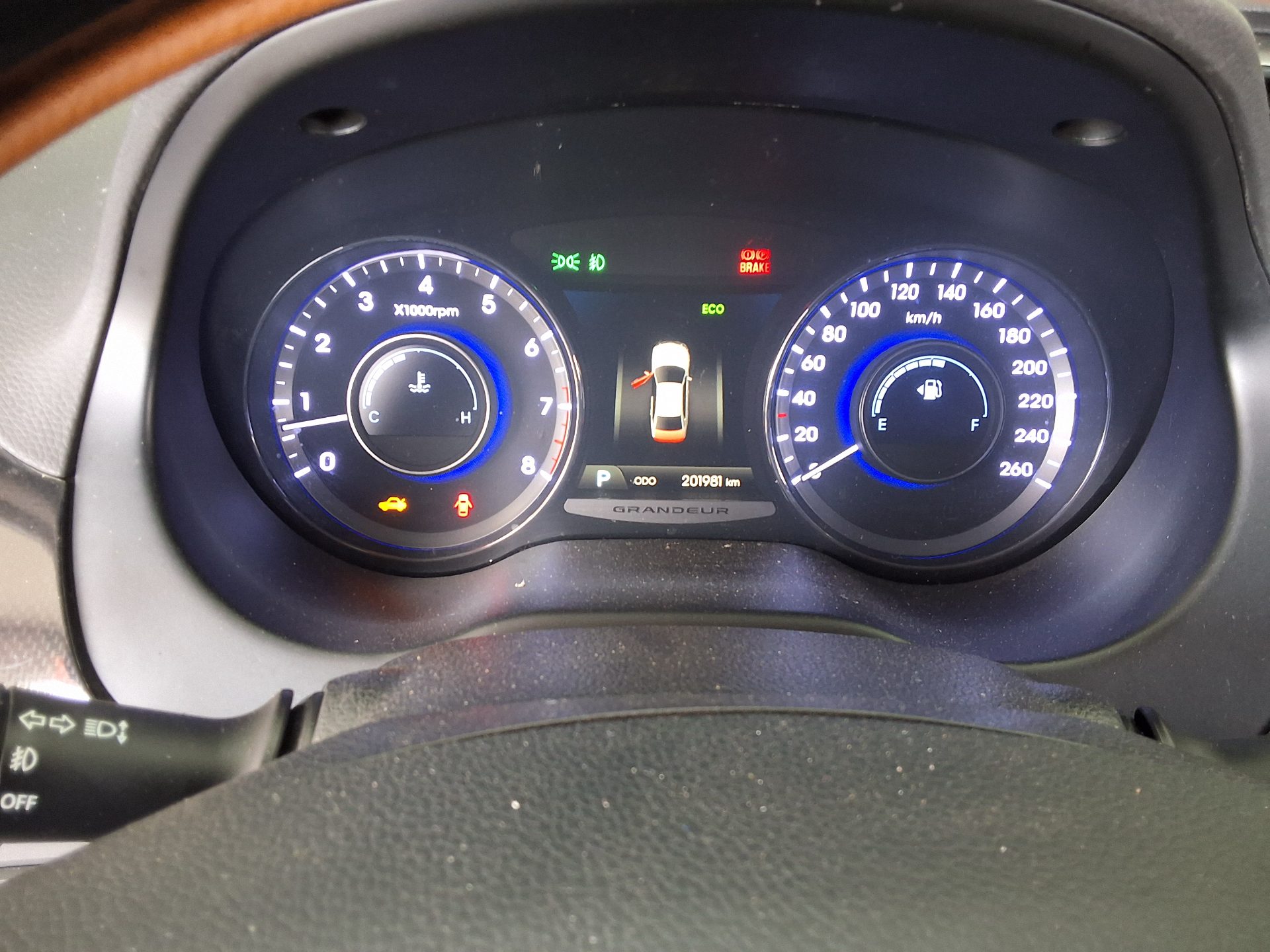 2012 - hyundai grandeur