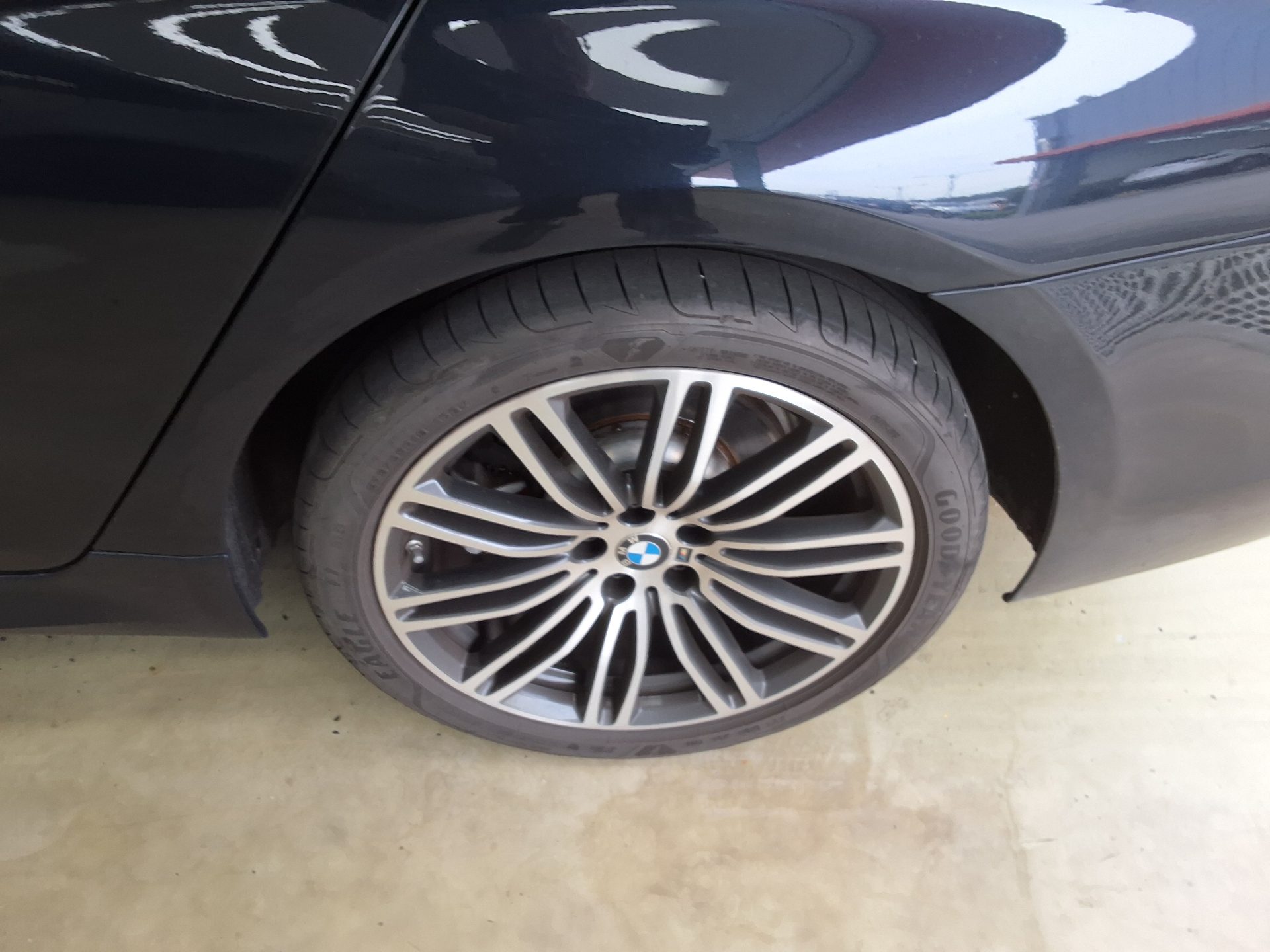 بي إم دبليو 5 Series (7Th Gen) 520D M Sport Pack بلس 2018 SPORT PLUS