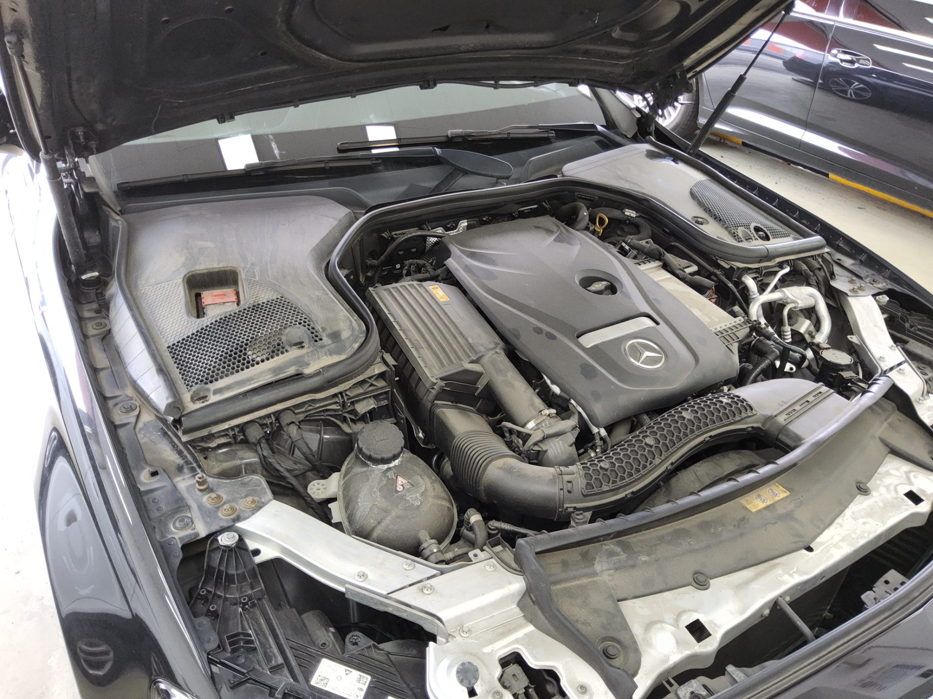 مرسيدس بنز E Class (5Th Gen) E250 Avantgarde 2021 E250
