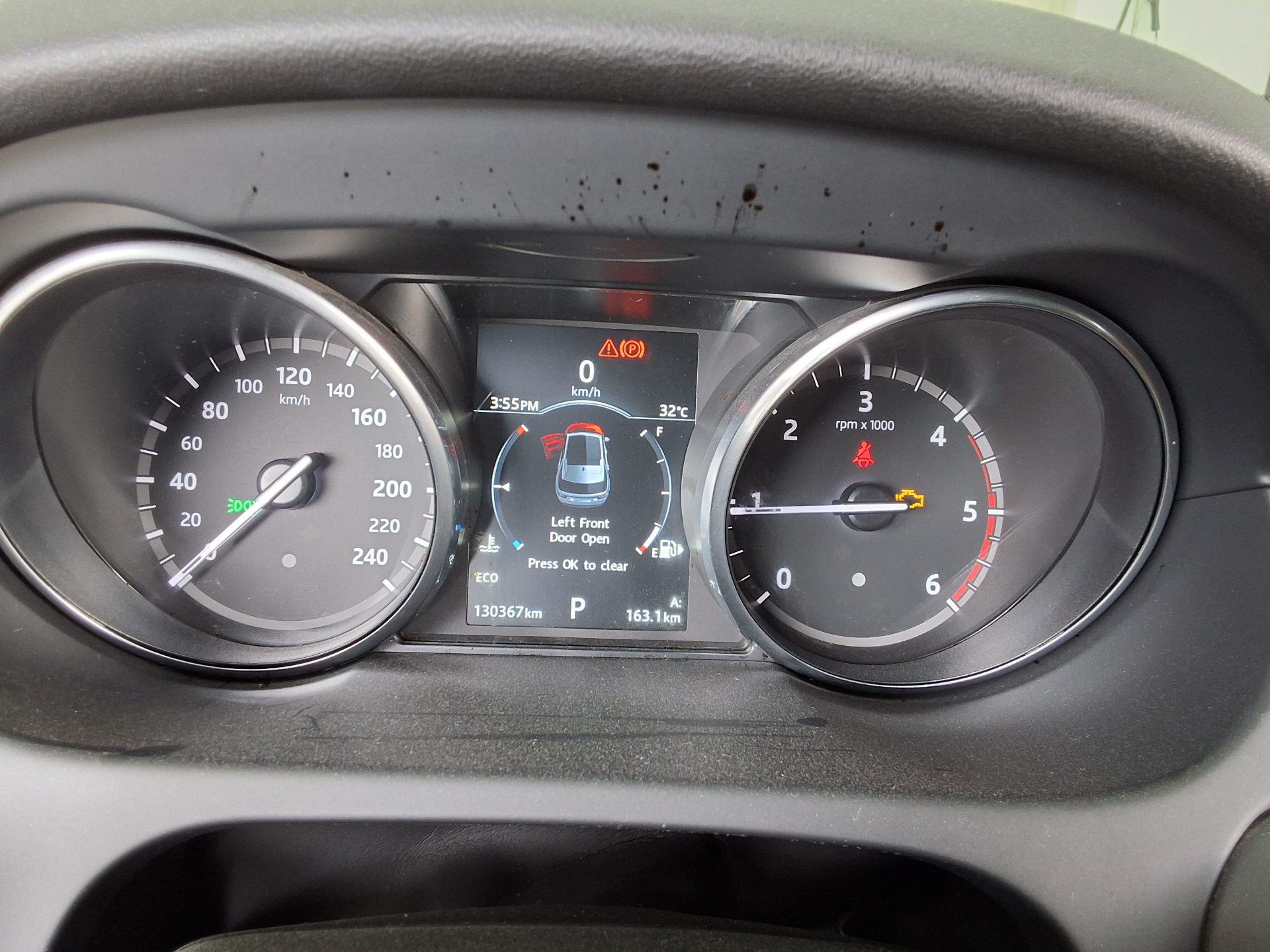 لاند روفر Rover Discovery Sport 2.0 Td4 Hse لكجري 2017 SPORT فاخر