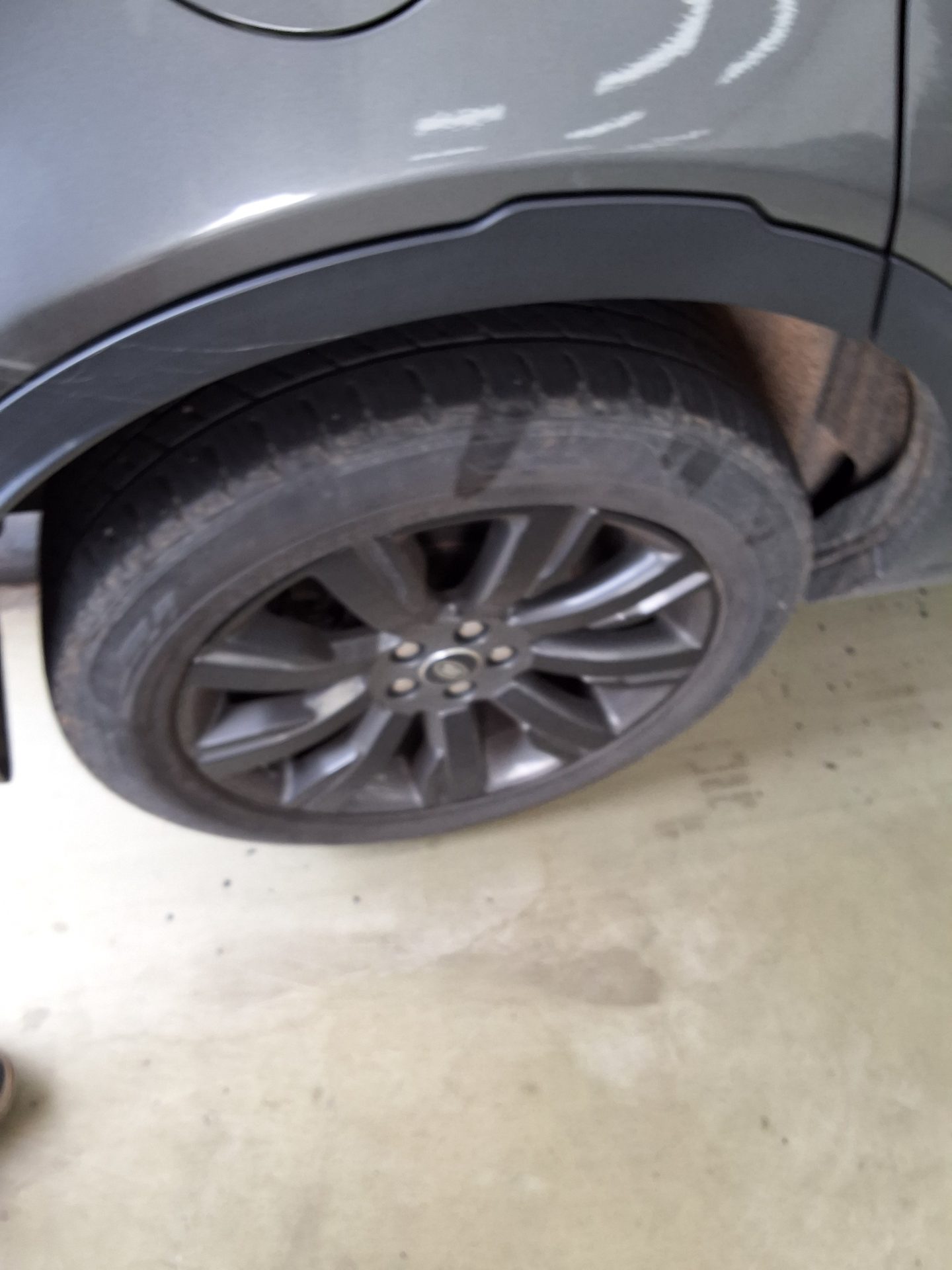 لاند روفر Rover Discovery Sport 2.0 Td4 Hse لكجري 2017 SPORT فاخر