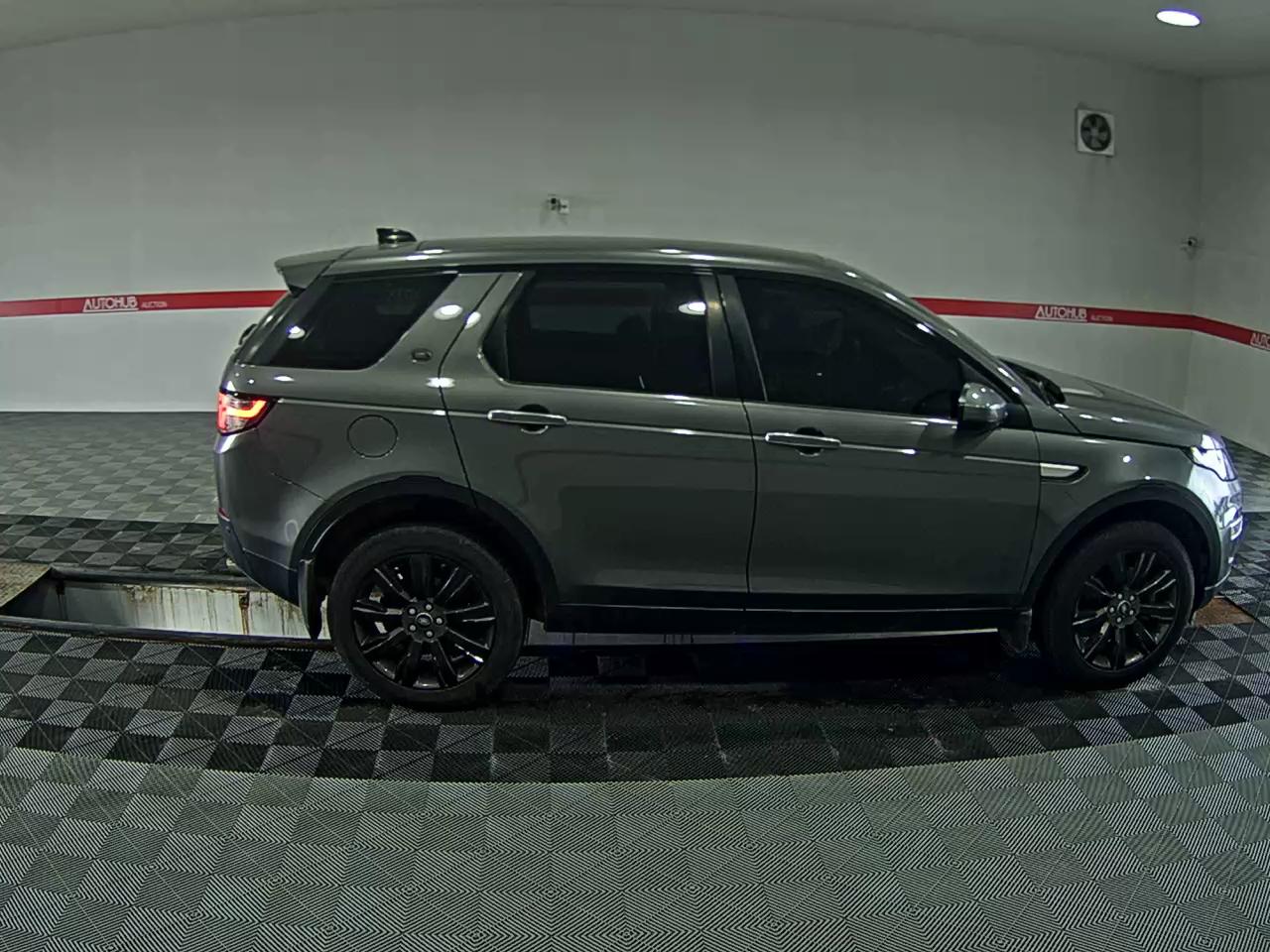 لاند روفر Rover Discovery Sport 2.0 Td4 Hse لكجري 2017 SPORT فاخر