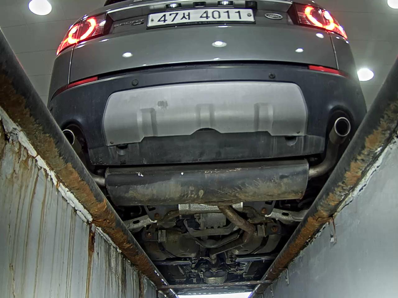 لاند روفر Rover Discovery Sport 2.0 Td4 Hse لكجري 2017 SPORT فاخر