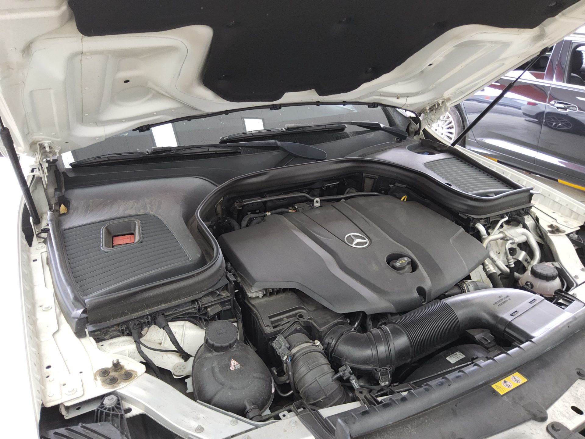 مرسيدس بنز جي إل سي Class جي إل سي 220D فورماتيك كوبيه ستاندرد 2018 4MATIC
