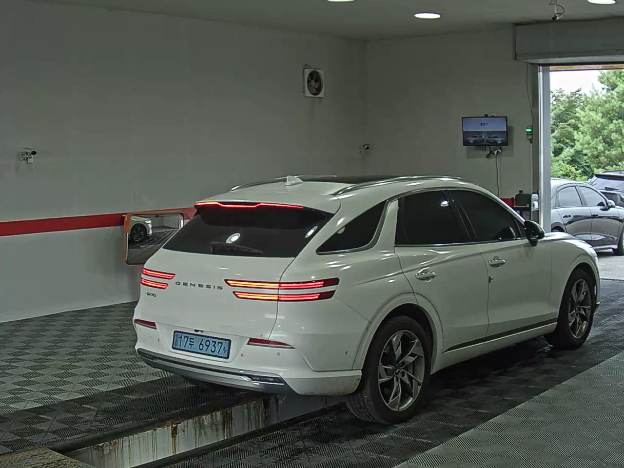 جينيسيس Egv70 كهرباء دفع كلي الفئة الأساسية 2022 EV دفع رباعي BASE