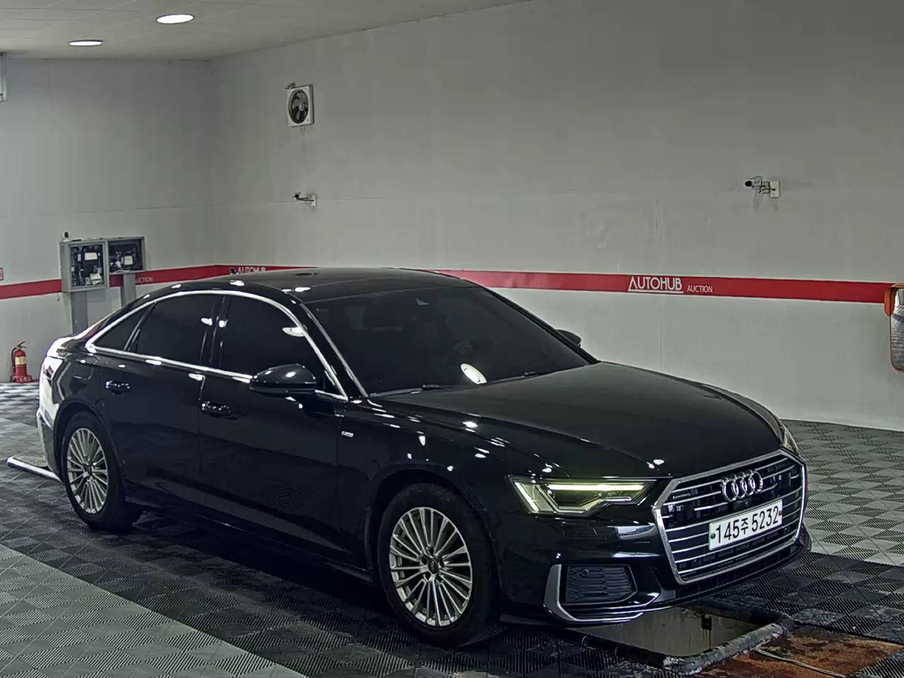 أودي إيه 6 (5Th Gen) 45 Tfsi كواترو بريميوم 2020 بريميوم