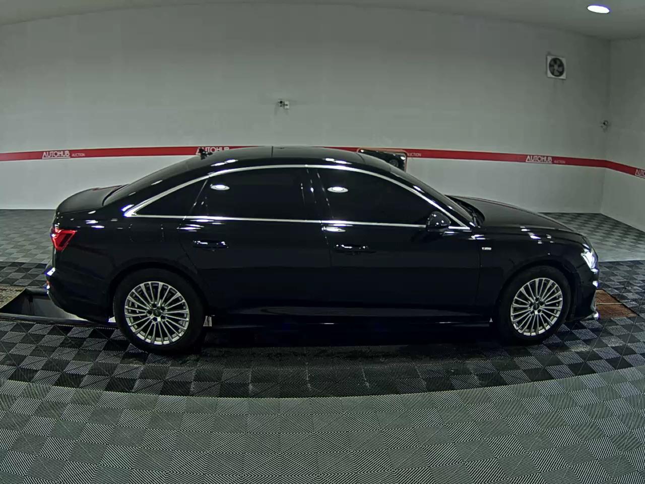 أودي إيه 6 (5Th Gen) 45 Tfsi كواترو بريميوم 2020 بريميوم