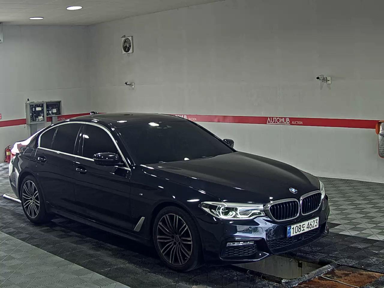 بي إم دبليو 5 Series (7Th Gen) 520D M Sport Pack بلس 2018 SPORT PLUS