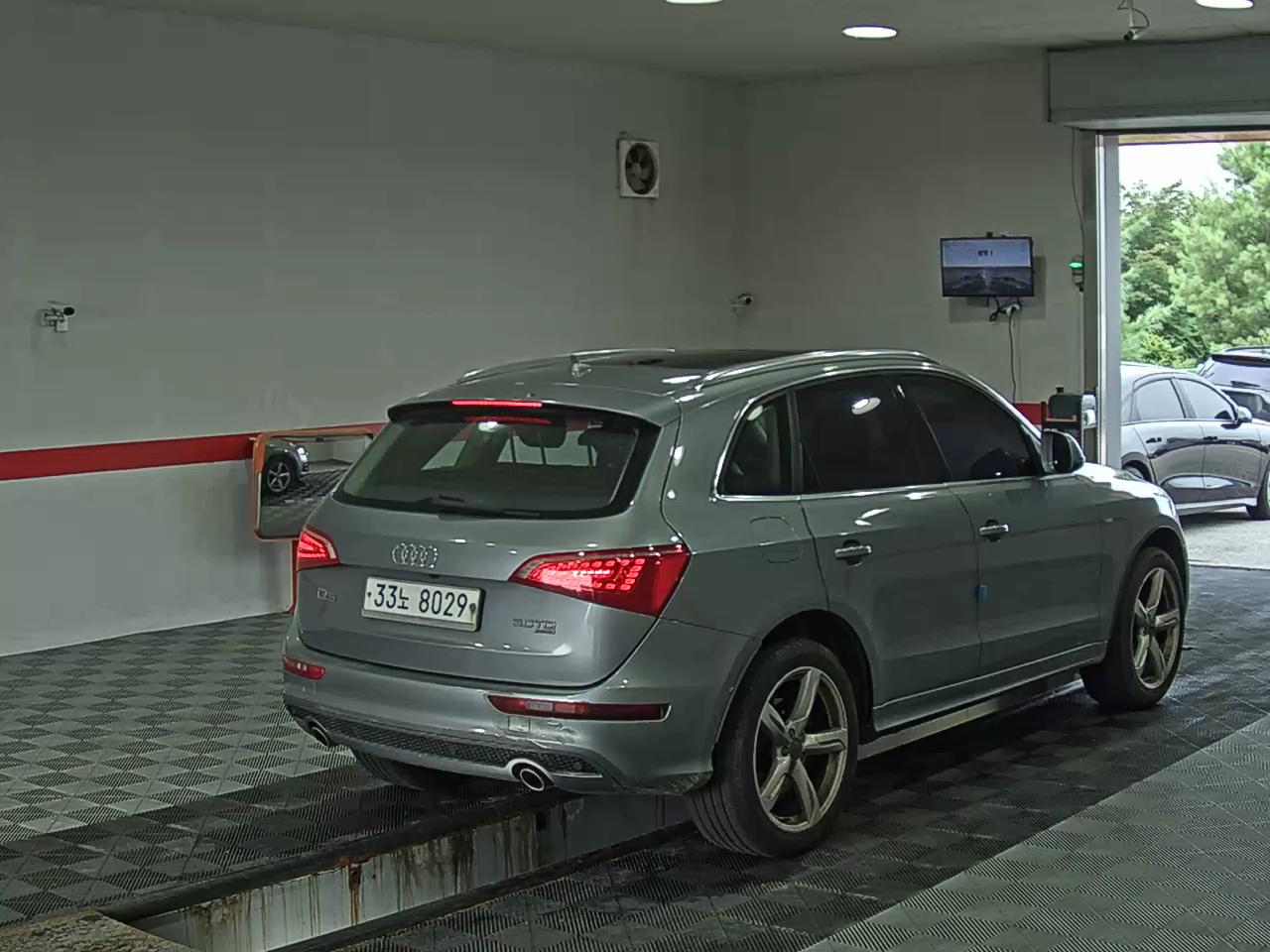 أودي كيو 5 3.0 TDI كواترو 2012