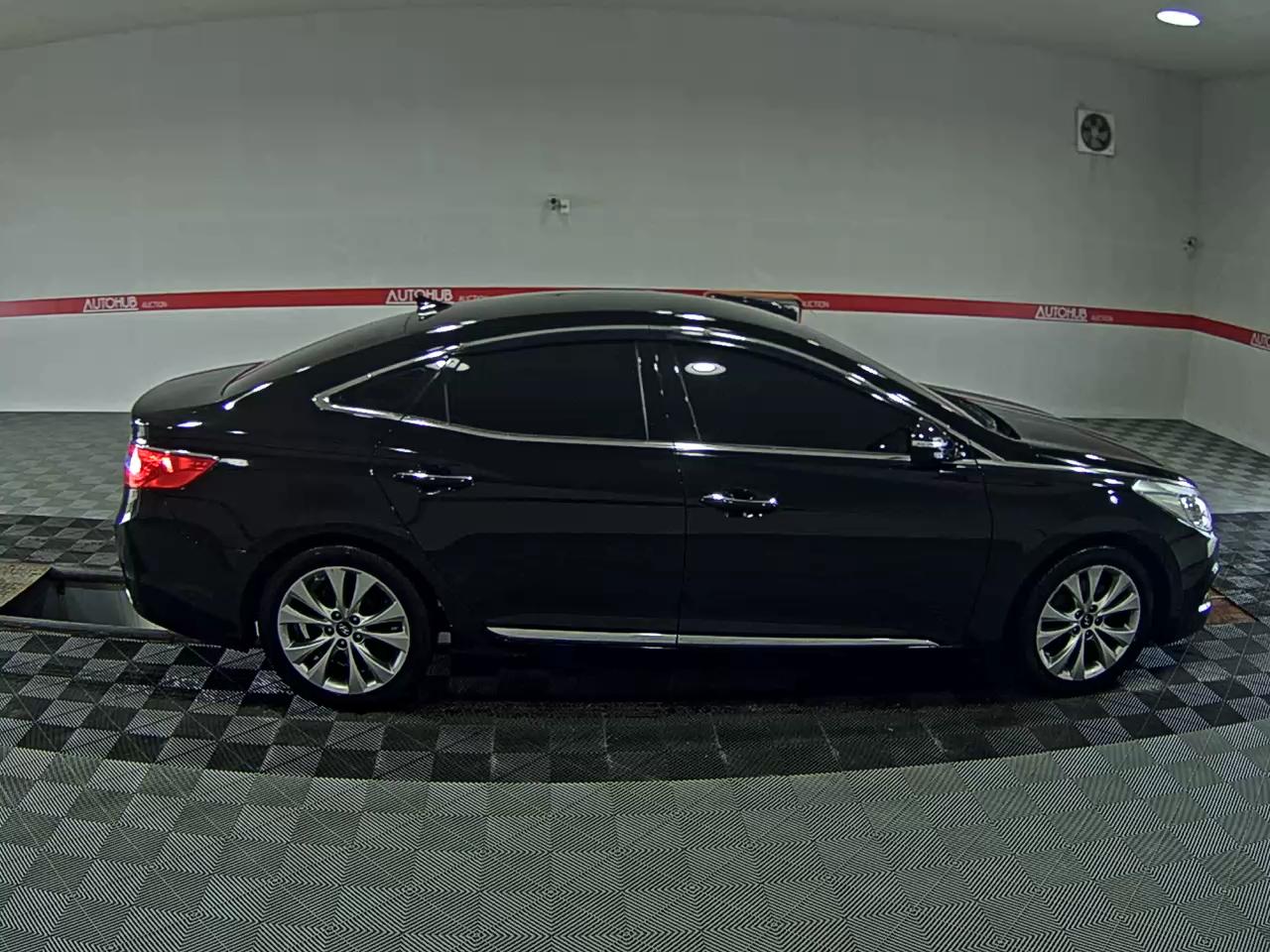2012 - hyundai grandeur