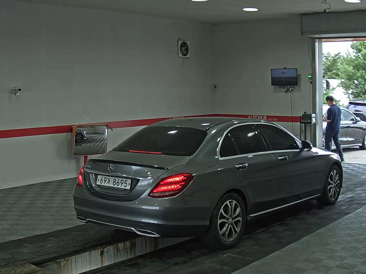 مرسيدس بنز C Class (4Th Gen) C220 D Avantgarde 2017 C220