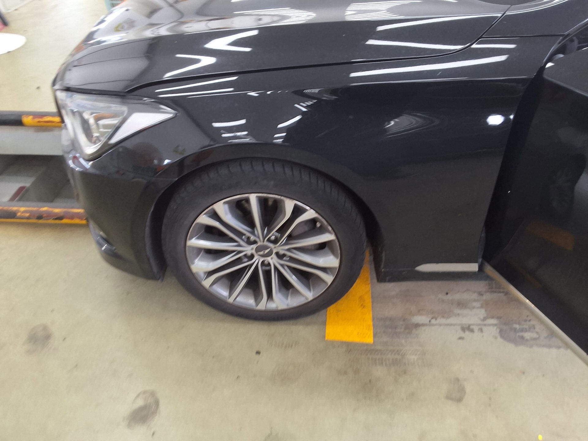 2016 - hyundai g330