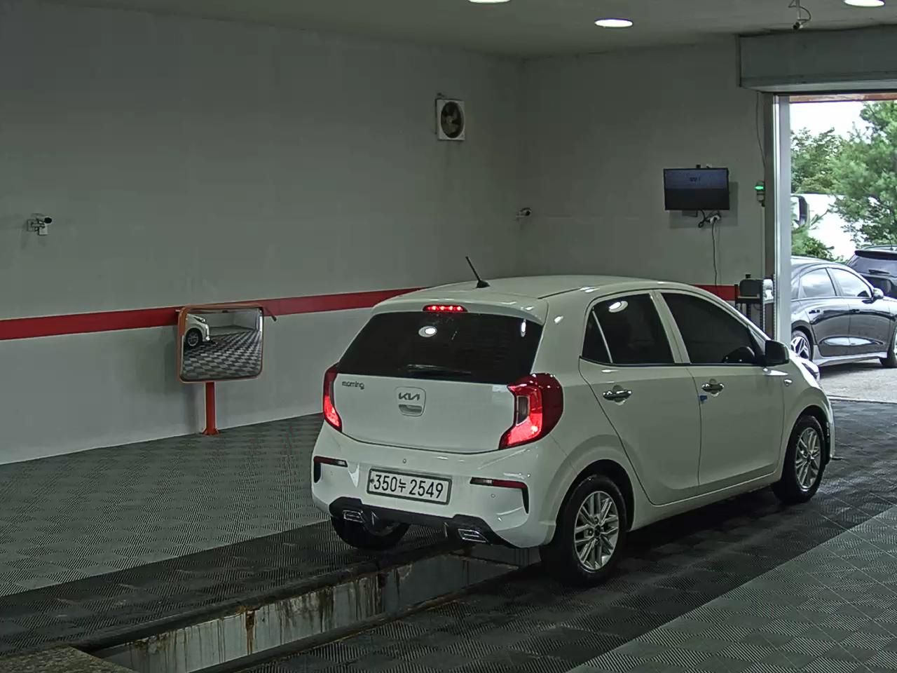 2022 - kia morning