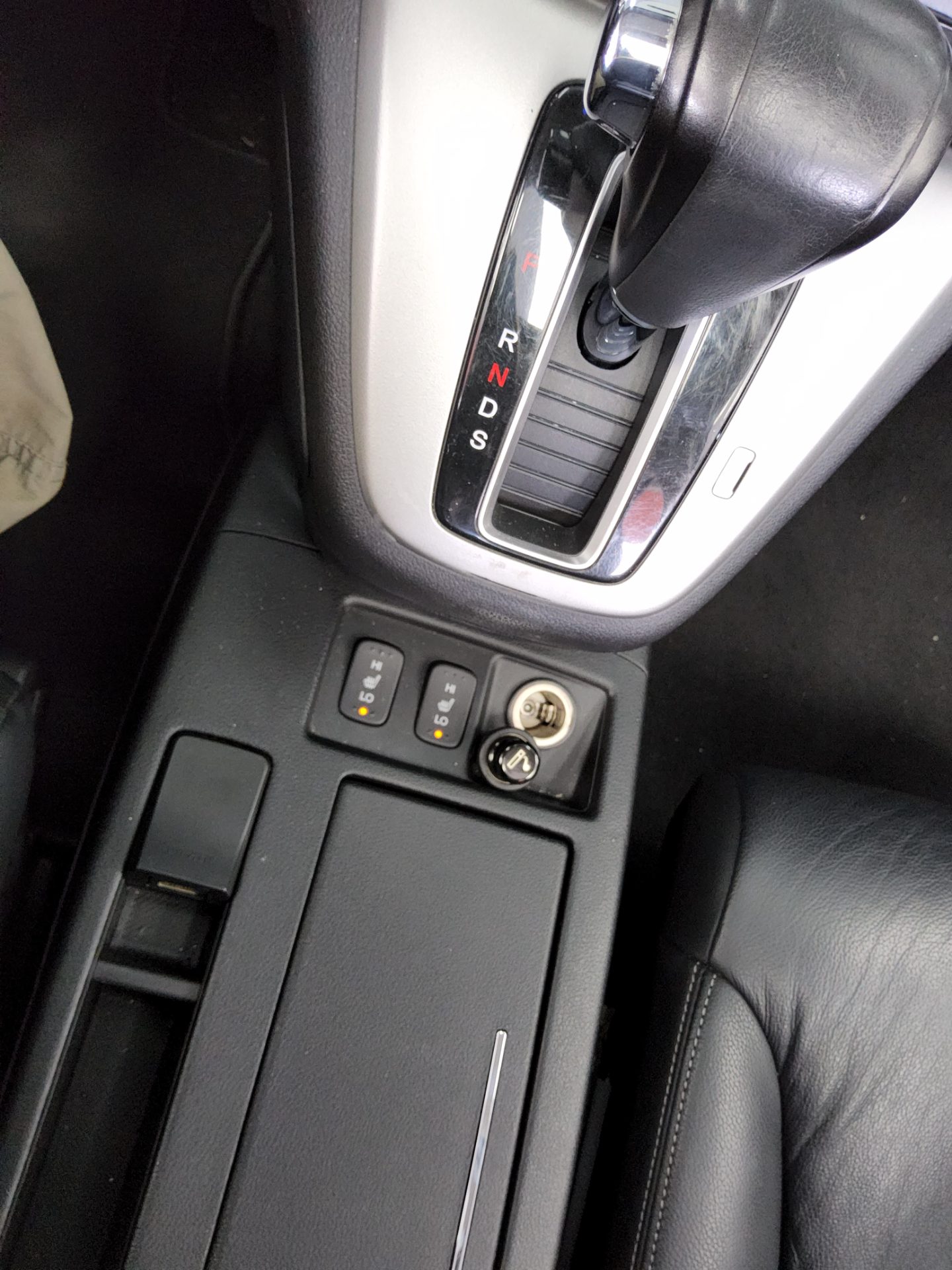 هوندا Cr V (4Th Gen) 2.4 دفع رباعي Ex L 2012