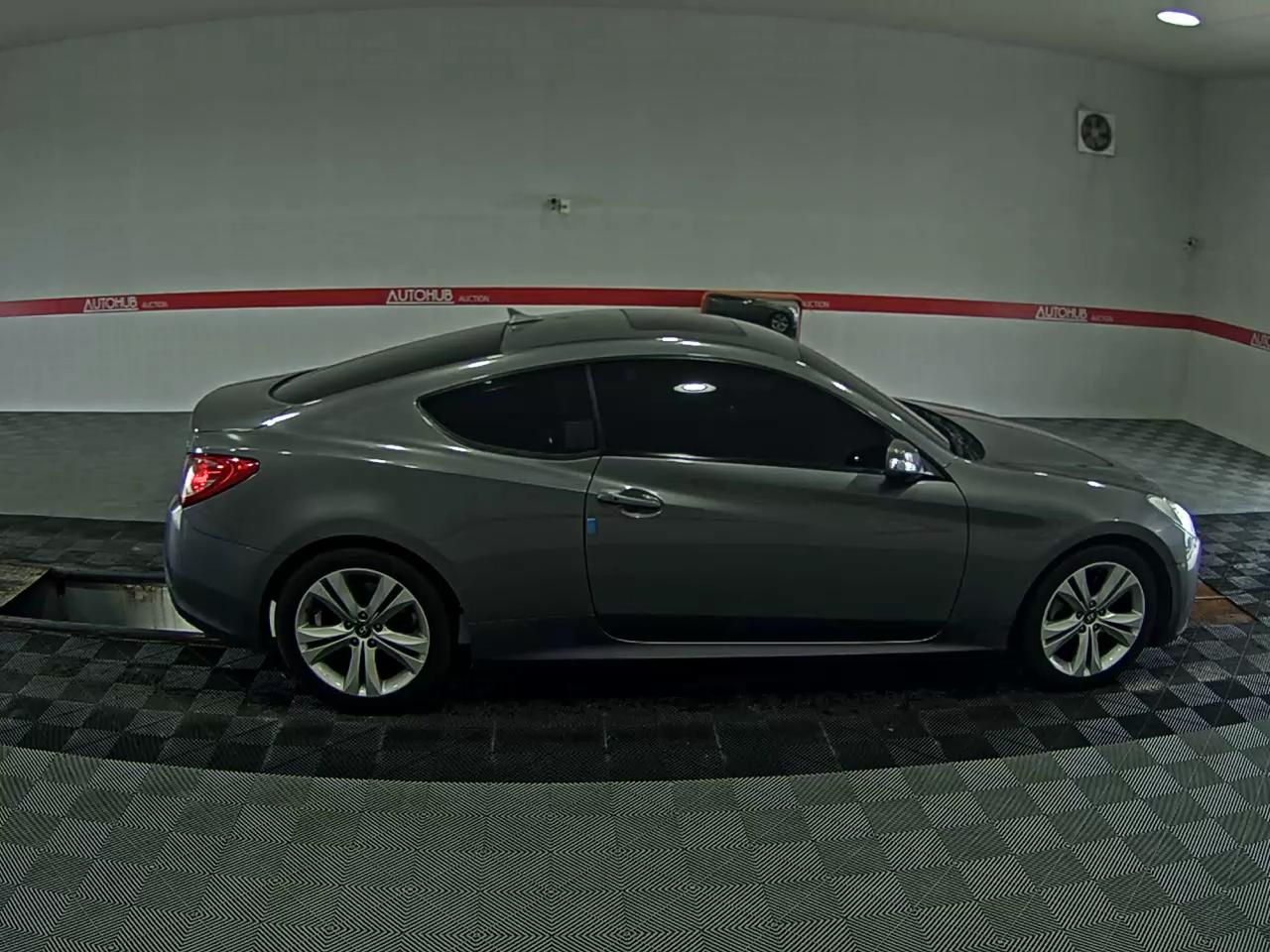 هيونداي جينيسيس كوبيه 200 تيربو D 2010 TURBO
