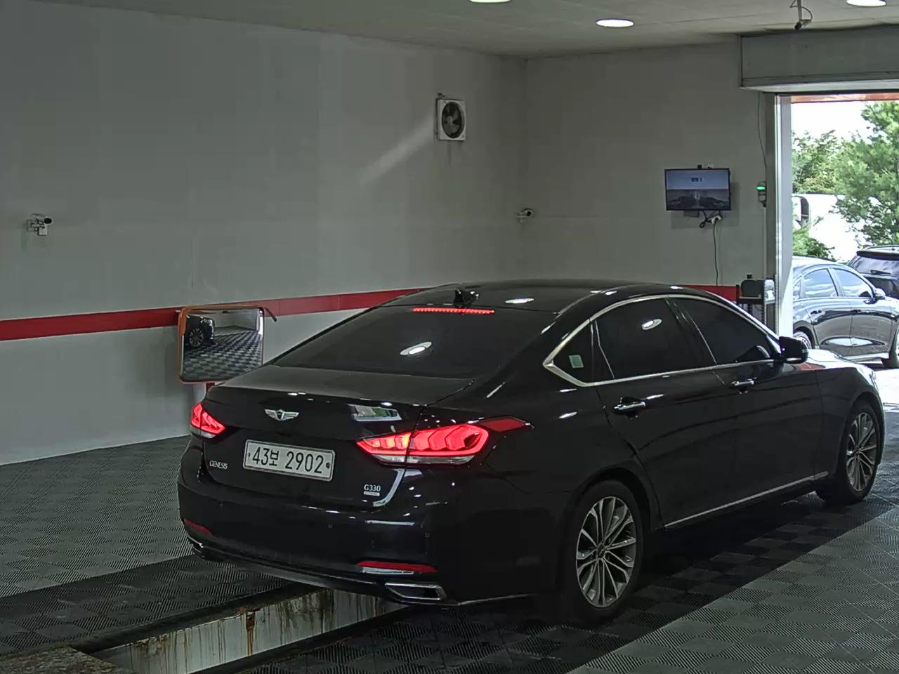 2016 - hyundai g330