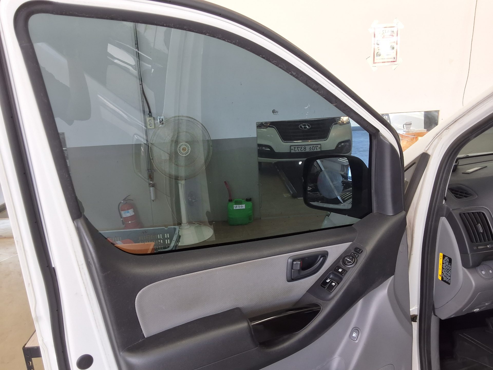 هيونداي الجديد جراند ستاركس 11 Seater ديزل سمارت 2019 SMART