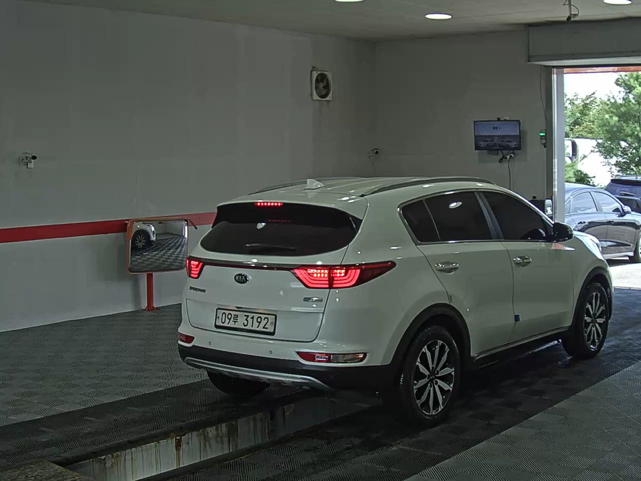2017 - kia sportage