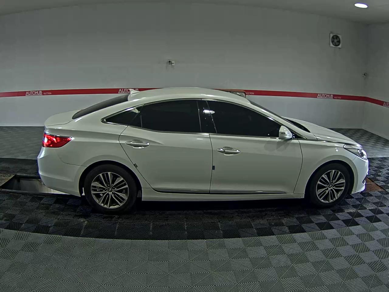 هيونداي جرانديور 2015 MODERN
