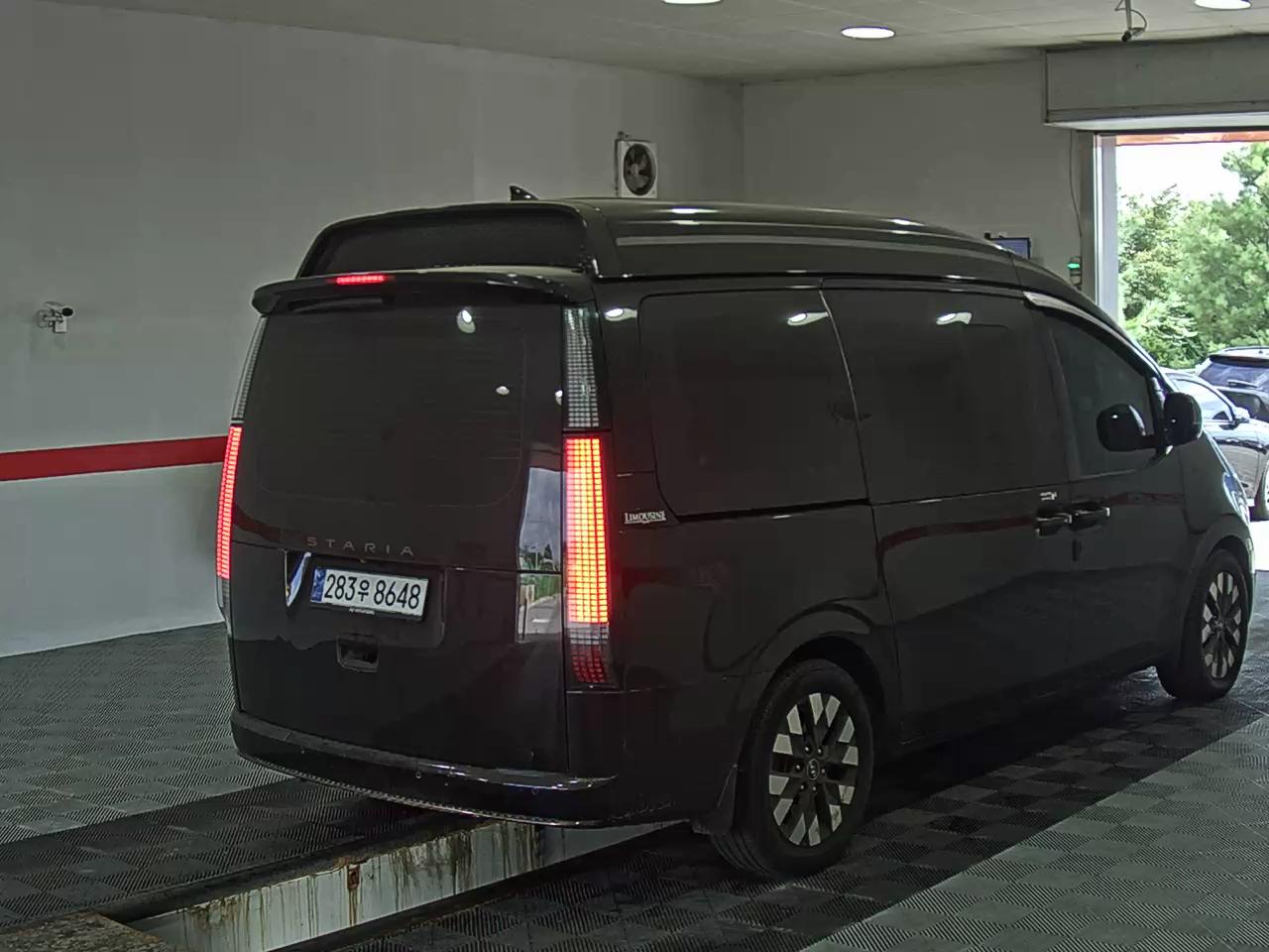 2022 - hyundai staria