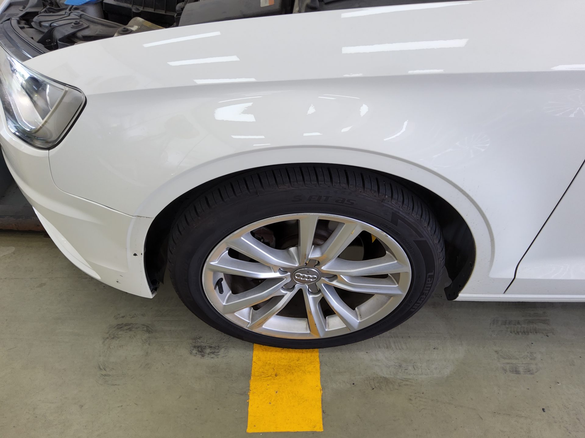 أودي إيه 3 (3Rd Gen) 2.0 TDI Dynamic 2014