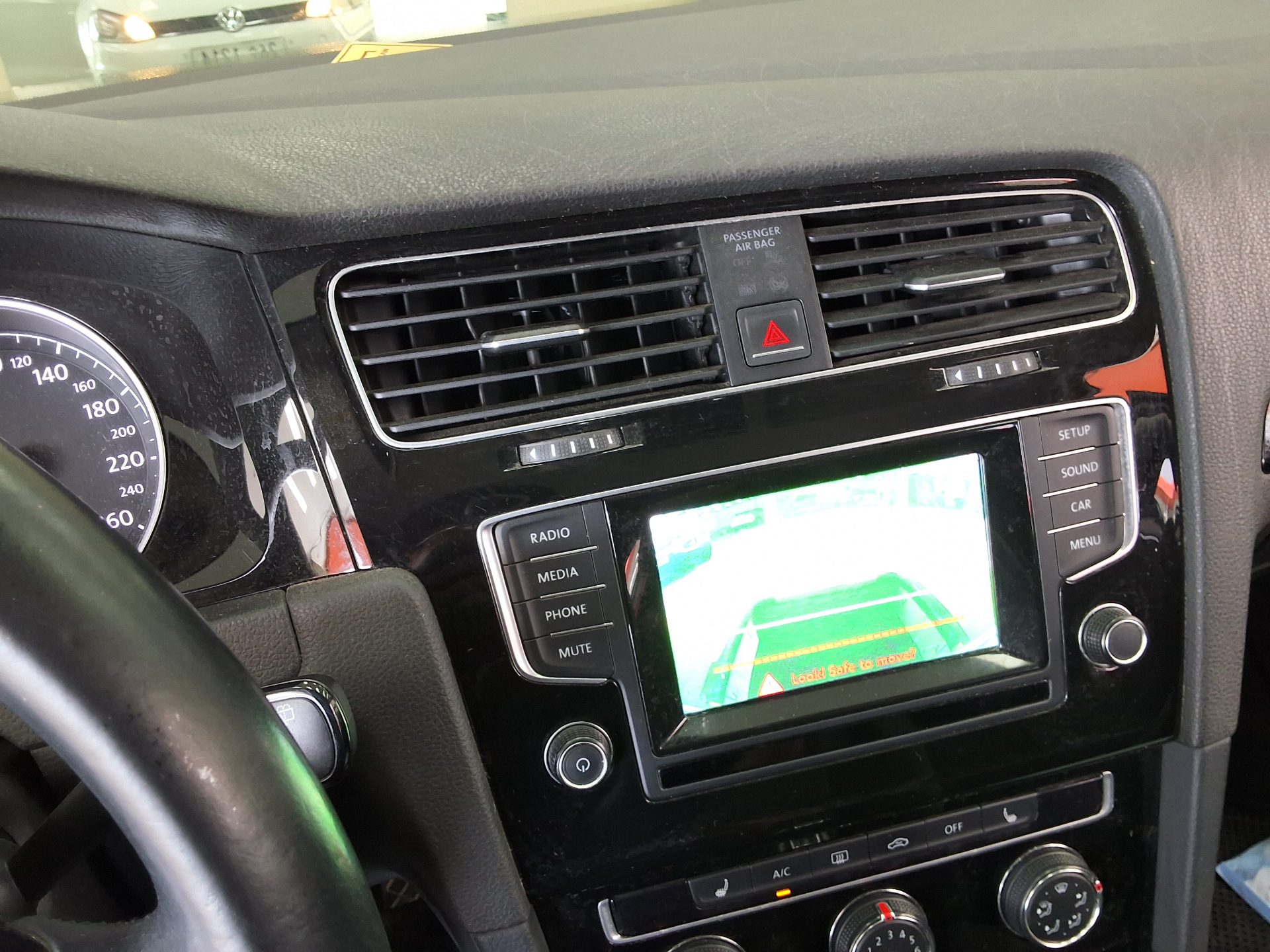 فولكس فاجن جولف (7Th Gen) 1.6 TDI Bluemotion 2013