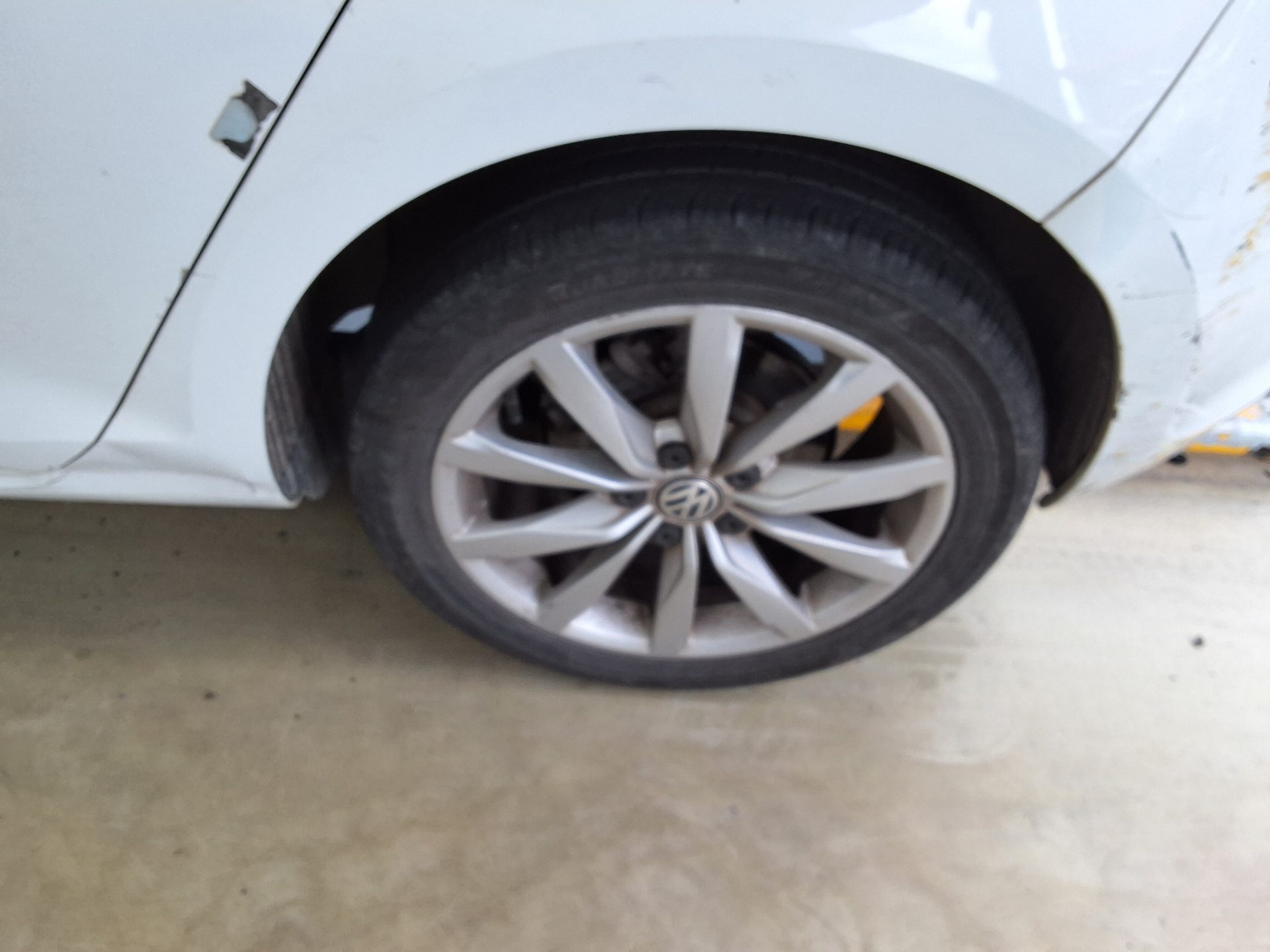 فولكس فاجن جولف (7Th Gen) 1.6 TDI Bluemotion 2013