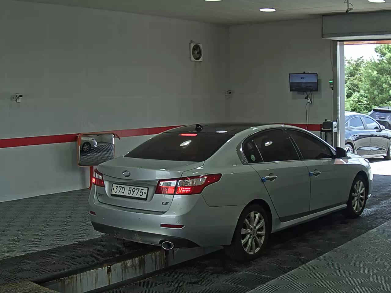 2011 - renault sm5