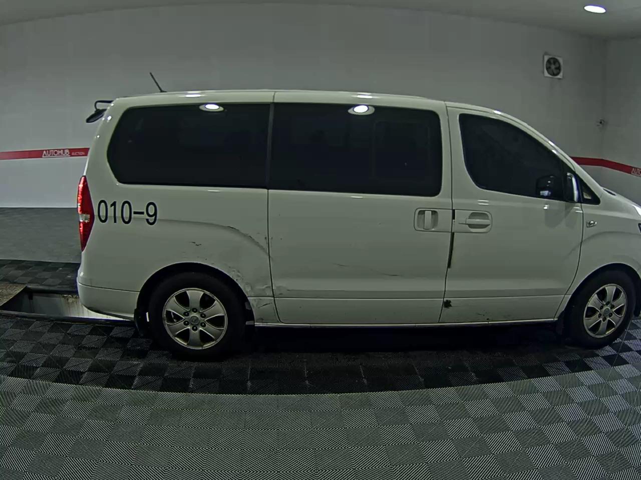 هيونداي الجديد جراند ستاركس 11 Seater ديزل سمارت 2019 SMART