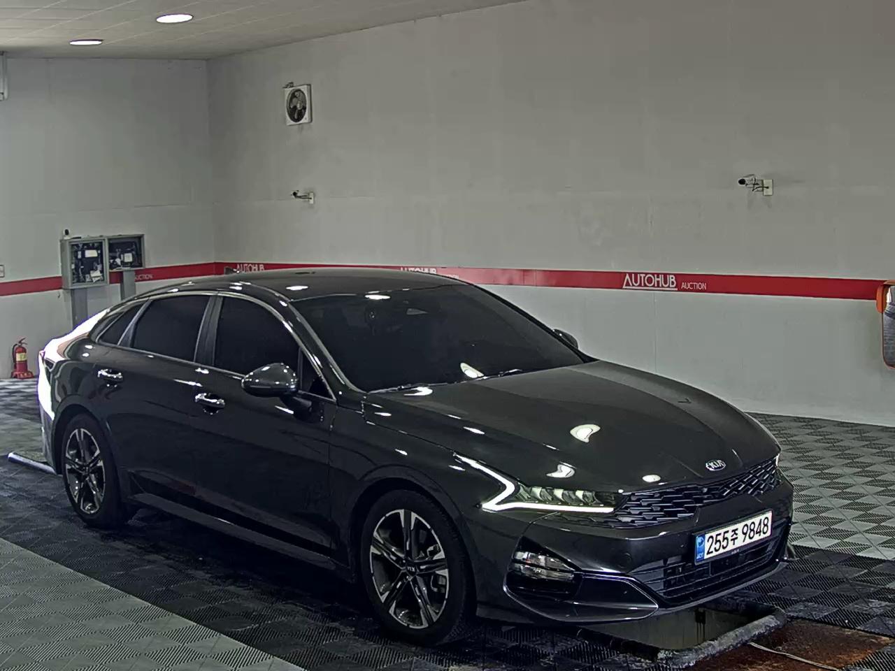 2021 - kia k5