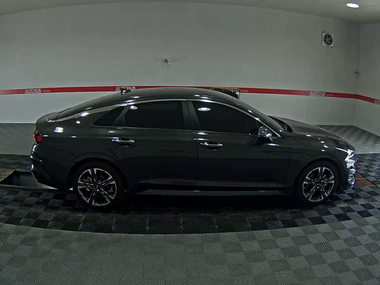 2021 - kia k5