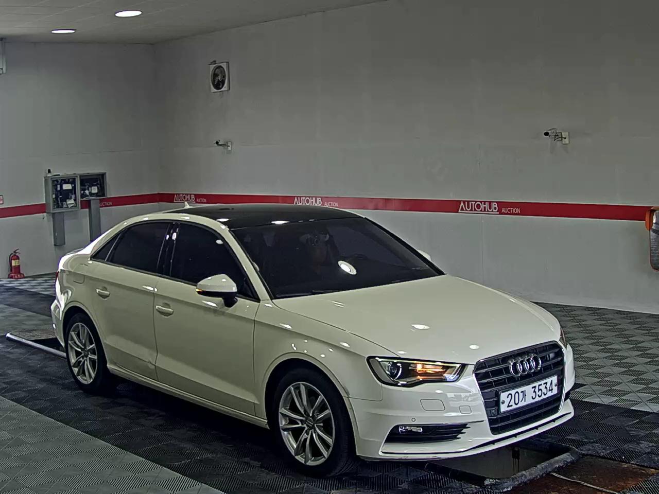 أودي إيه 3 (3Rd Gen) 2.0 TDI Dynamic 2014