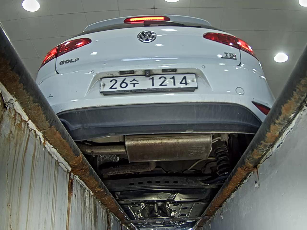 فولكس فاجن جولف (7Th Gen) 1.6 TDI Bluemotion 2013