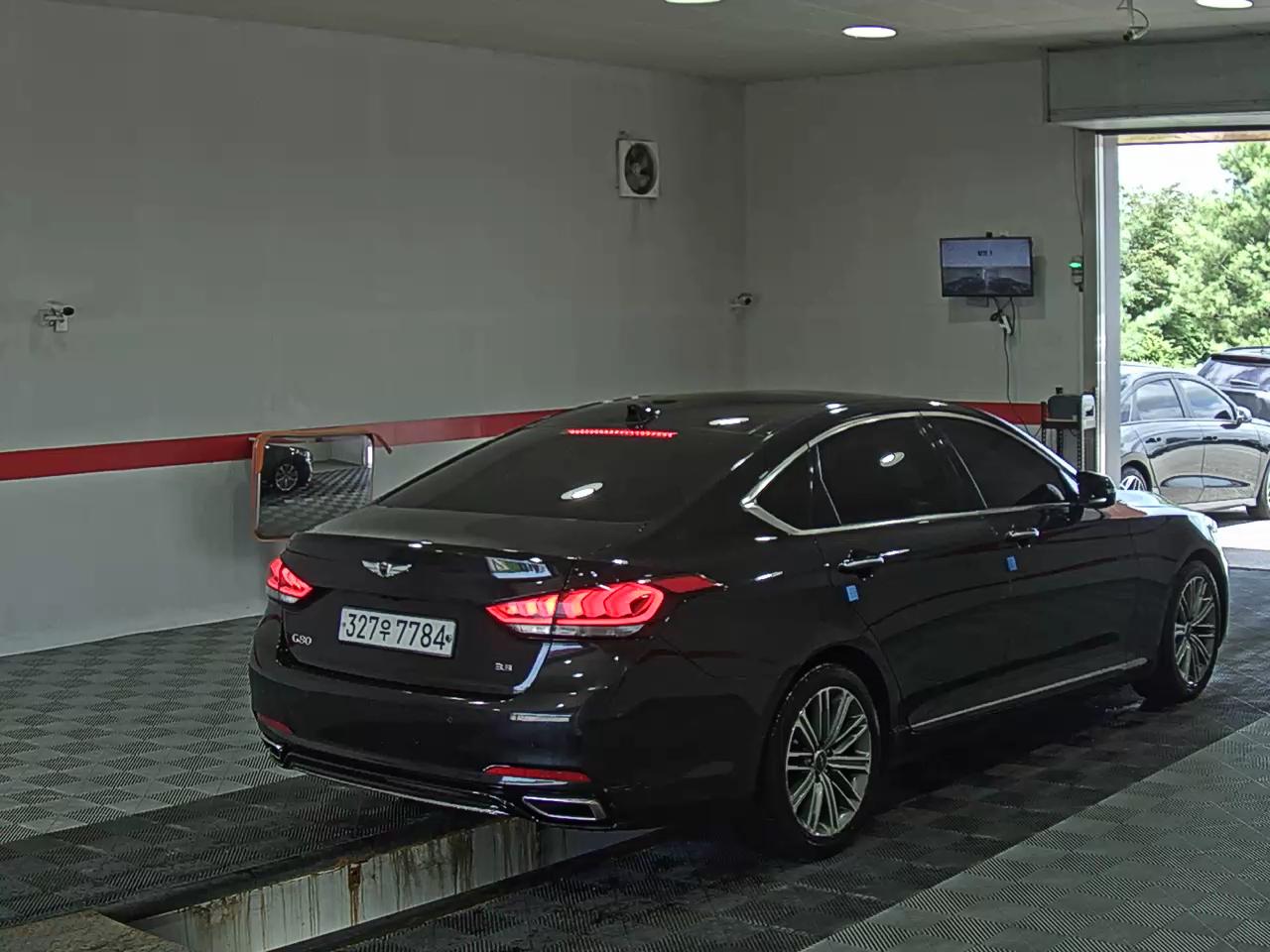 جينيسيس جينيسيس G80 2018 فاخر