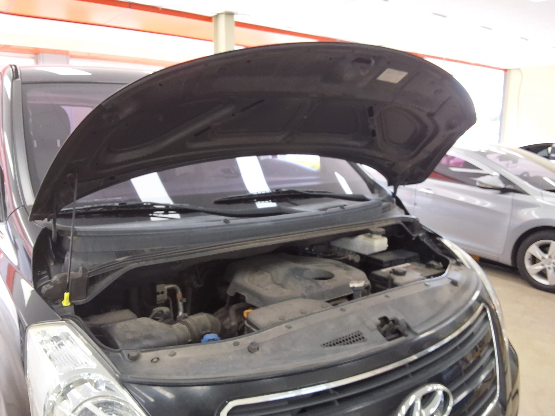 2017 - hyundai grand starex