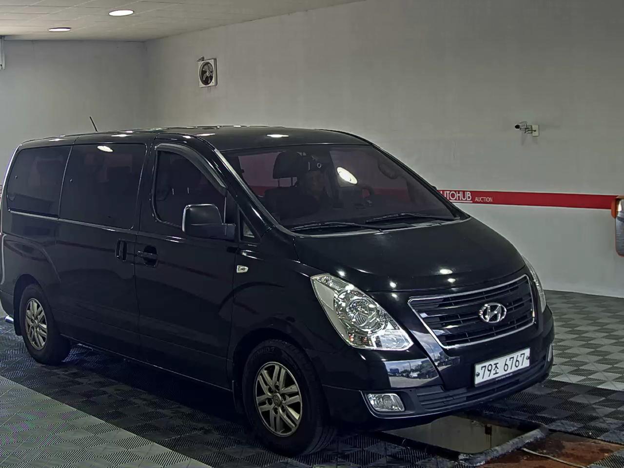 2017 - hyundai grand starex
