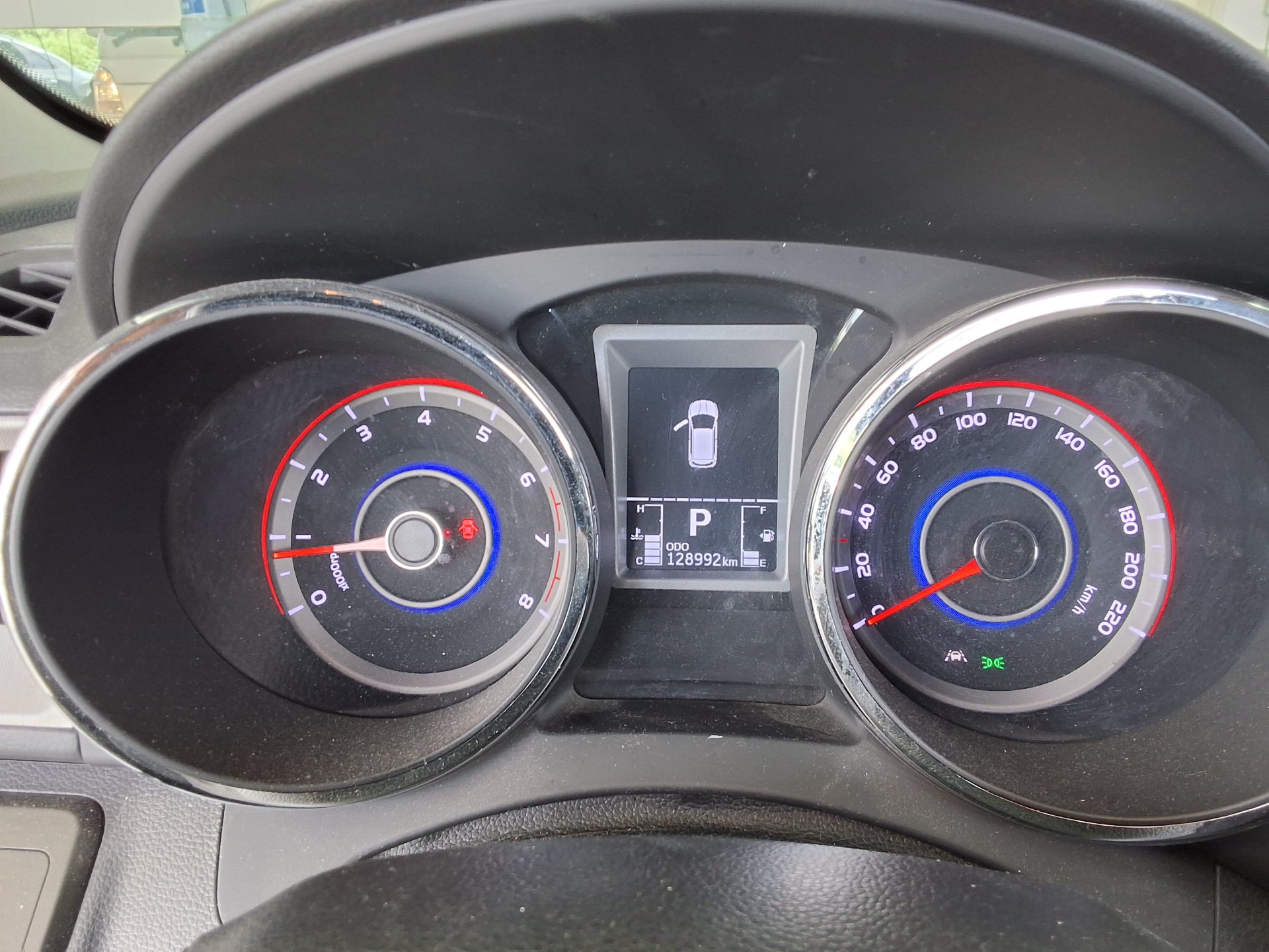 كي جي موبيليتي Mobility (سانج يونج) تيفولي Armour 1.6 بنزين Vx 2019