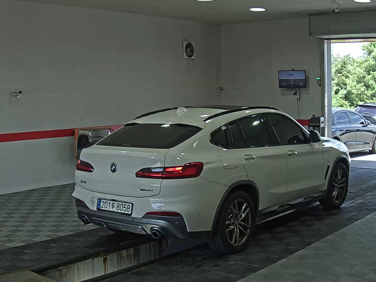 بي إم دبليو X4 (2Nd Gen) 20I إكس درايف M Sport X 2021 SPORT