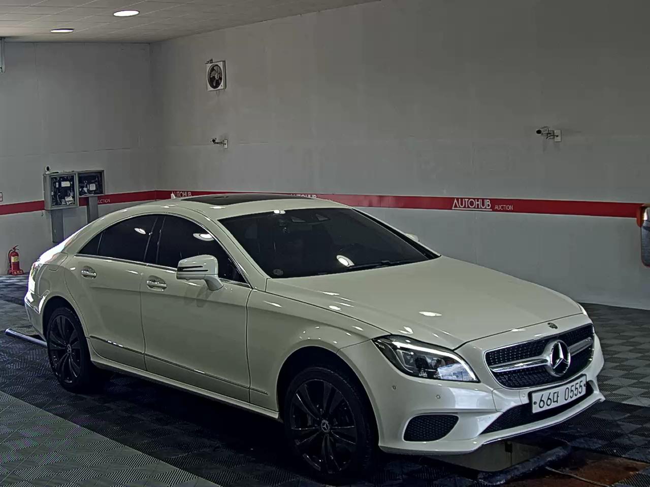 مرسيدس بنز سي إل إس Class (2Nd Gen) Cls350 D فورماتيك 2016 4MATIC