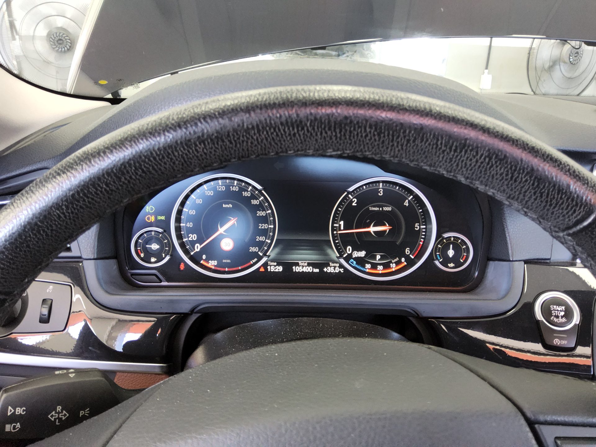بي إم دبليو 5 Series (6Th Gen) 520D M Aerodynamic 2016 520d