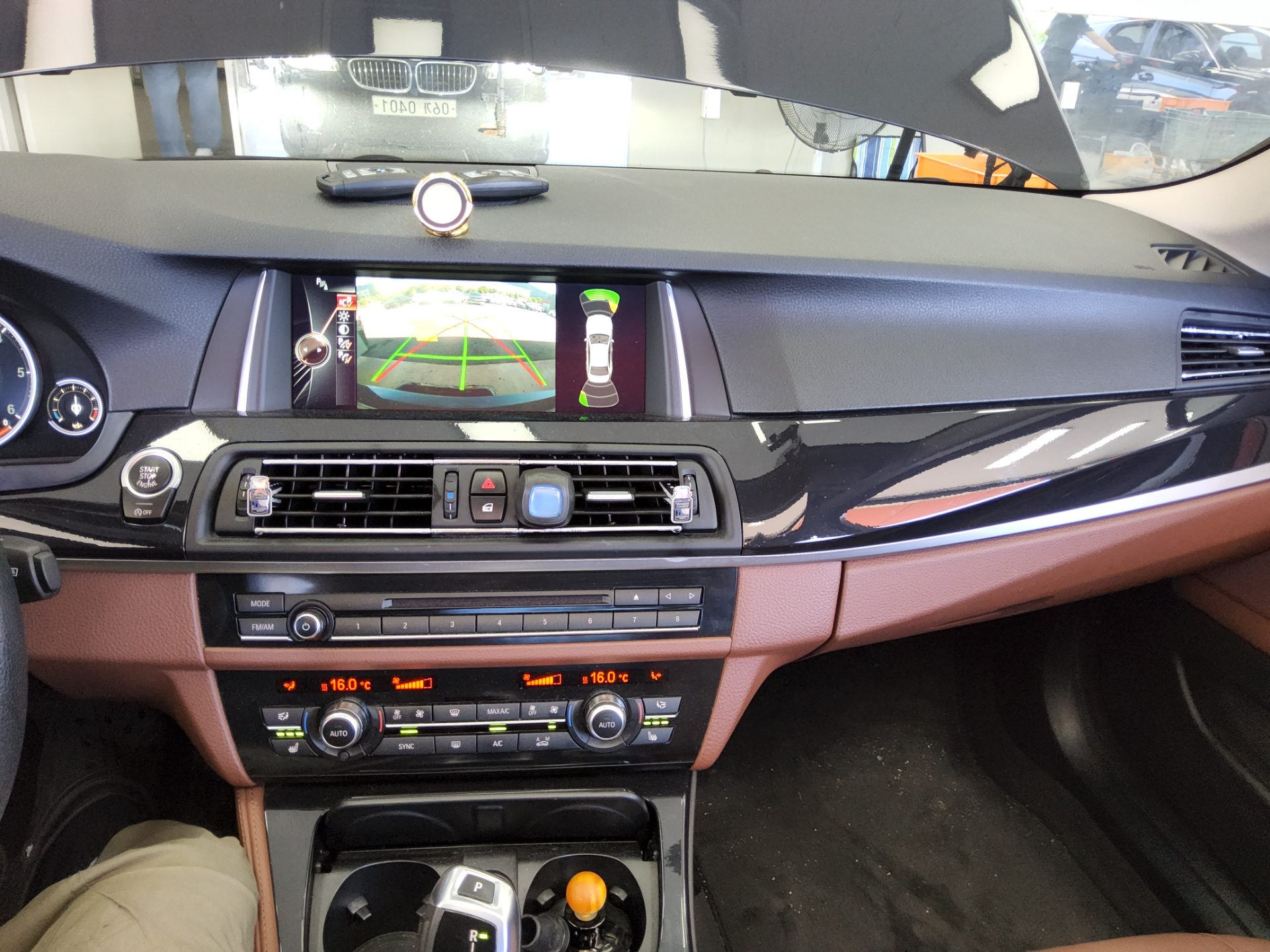 بي إم دبليو 5 Series (6Th Gen) 520D M Aerodynamic 2016 520d