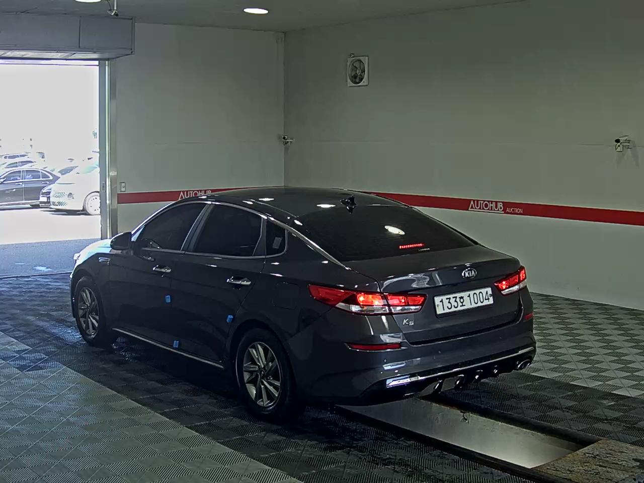 2020 - kia k5